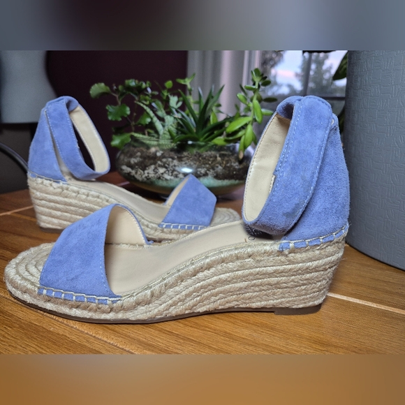 Vince Camuto Shoes - Vince‎ Camuto Blue Suede Wedge Sandals - Size 7